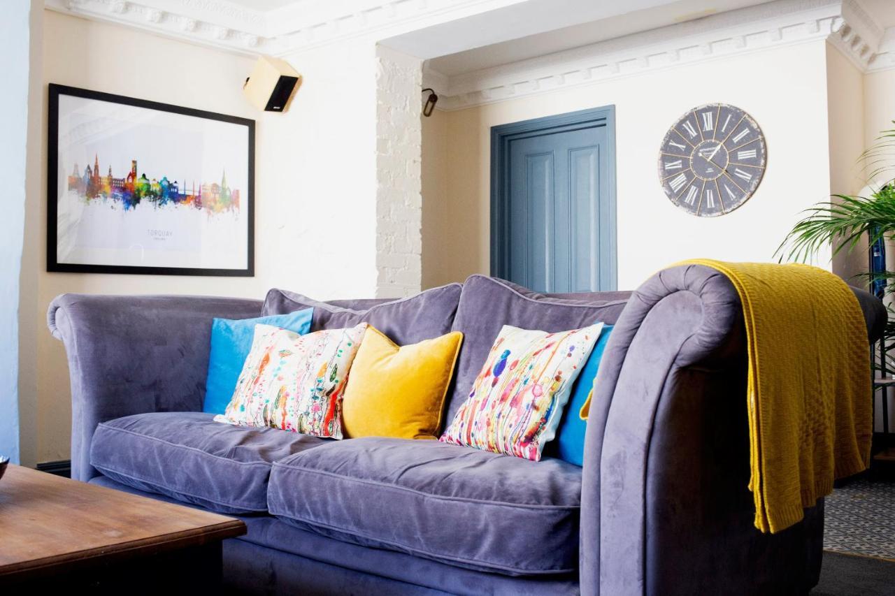 Cosy Open Plan Harbourside Inn With Superking Beds, Wood Burning Stove And Bar Torquay Exterior foto